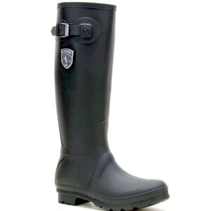 Kamik women’s rain boots